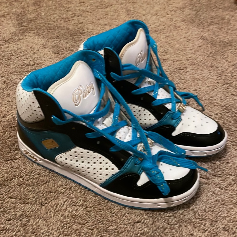Pastry sneakers